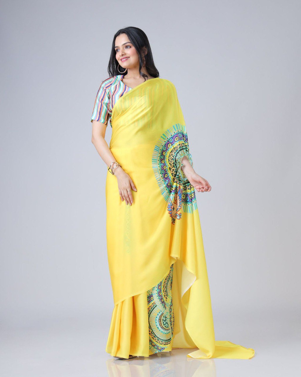 Designer New Launch – Freehand Saree with Handsfree Mandala Innovation