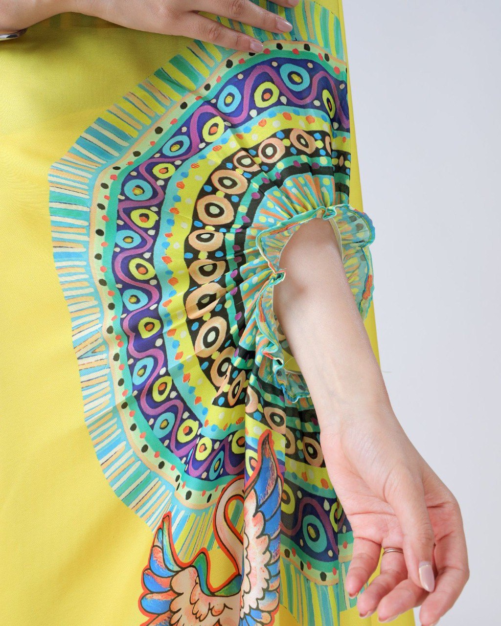 Designer New Launch – Freehand Saree with Handsfree Mandala Innovation