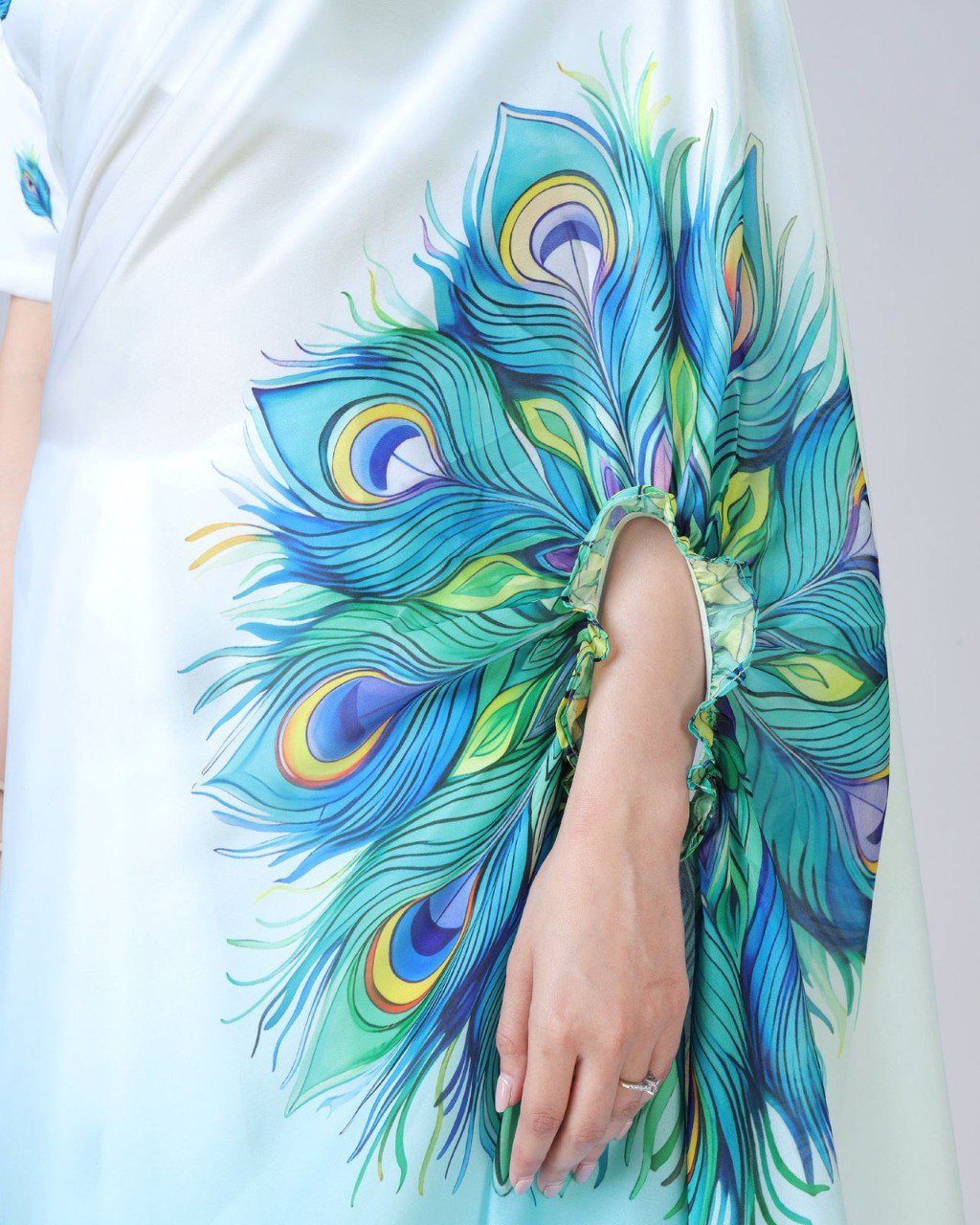 Designer New Launch – Freehand Saree with Handsfree Mandala Innovation