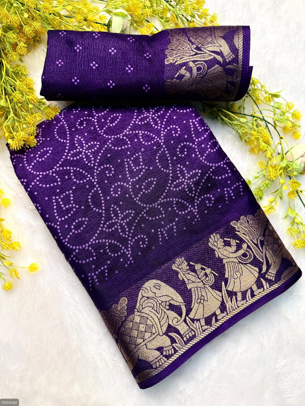 Dola Crepe Crush Sari with Border & Running Blouse
