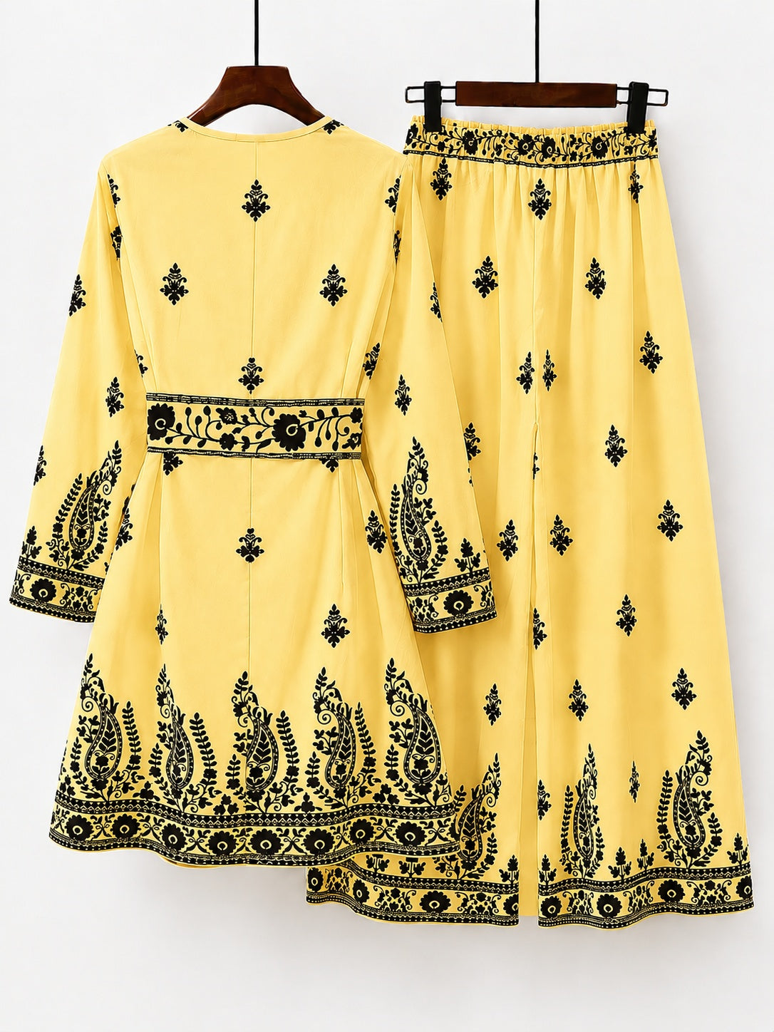 Floral Elegance Women's Matching Top & Pants Set