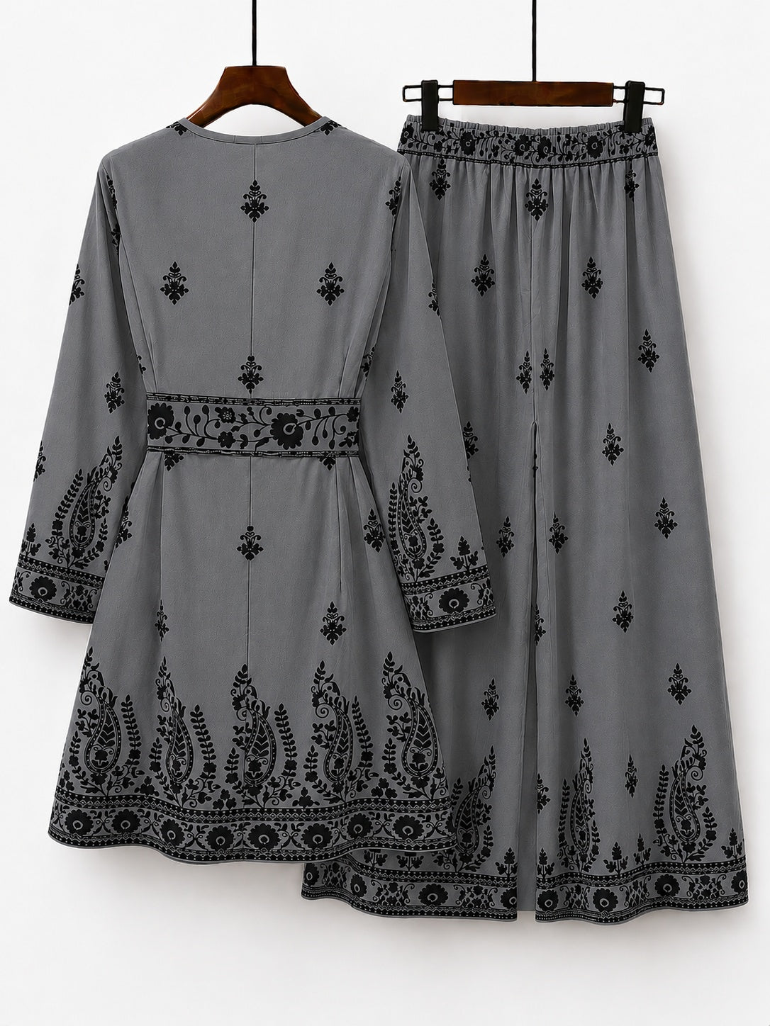 Floral Elegance Women's Matching Top & Pants Set