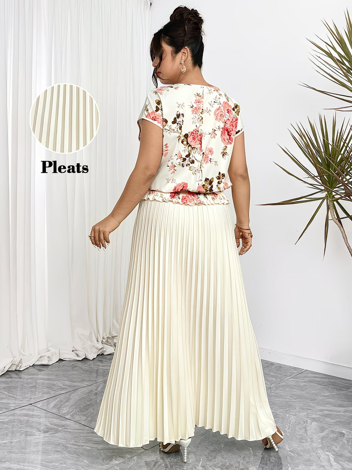 Women's Plus Size Printed Wrap Top & Pleated Skirt Co-Ord Set