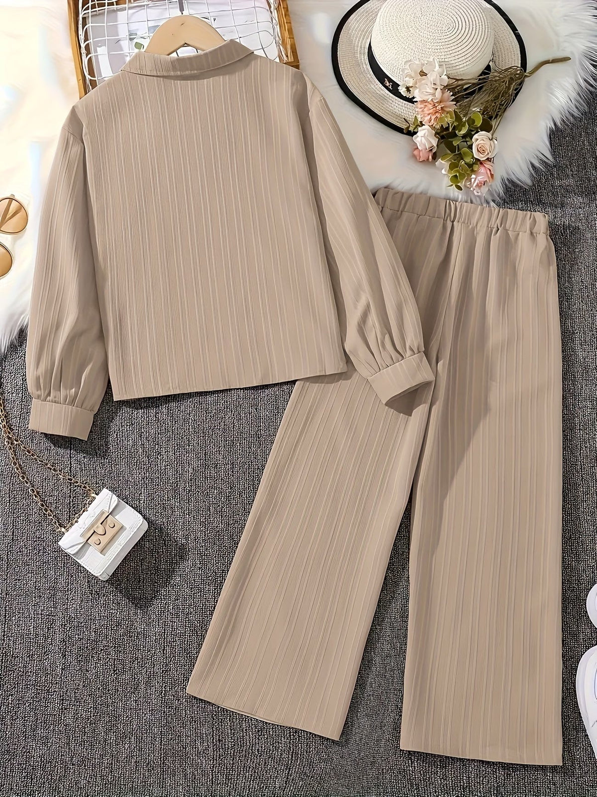 Effortless Style Meets Everyday Comfort