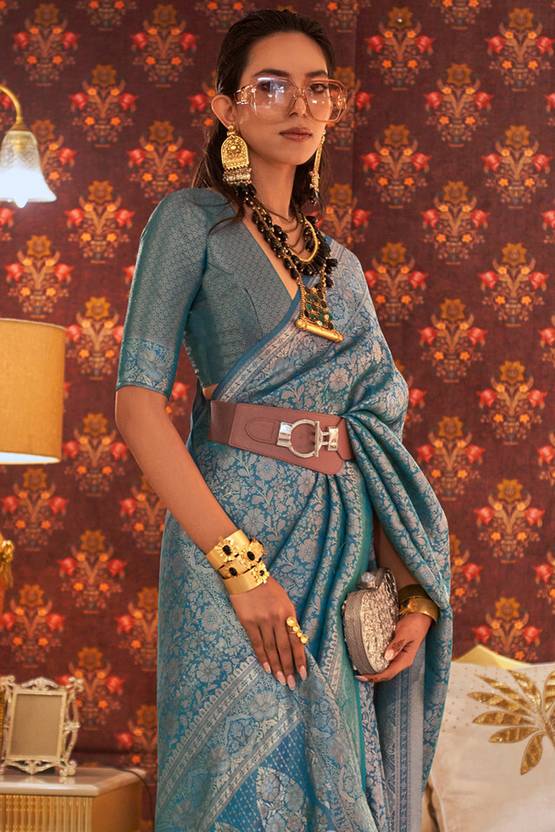 Dusty Blue Graceful Kanjivaram Silk Blend Saree – Woven Design