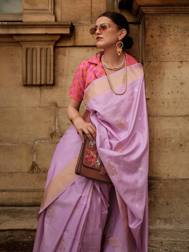 Dusty Purple Elegant Banarasi Silk Blend Saree with Tassel Detailing – Unstitched Blouse Piece