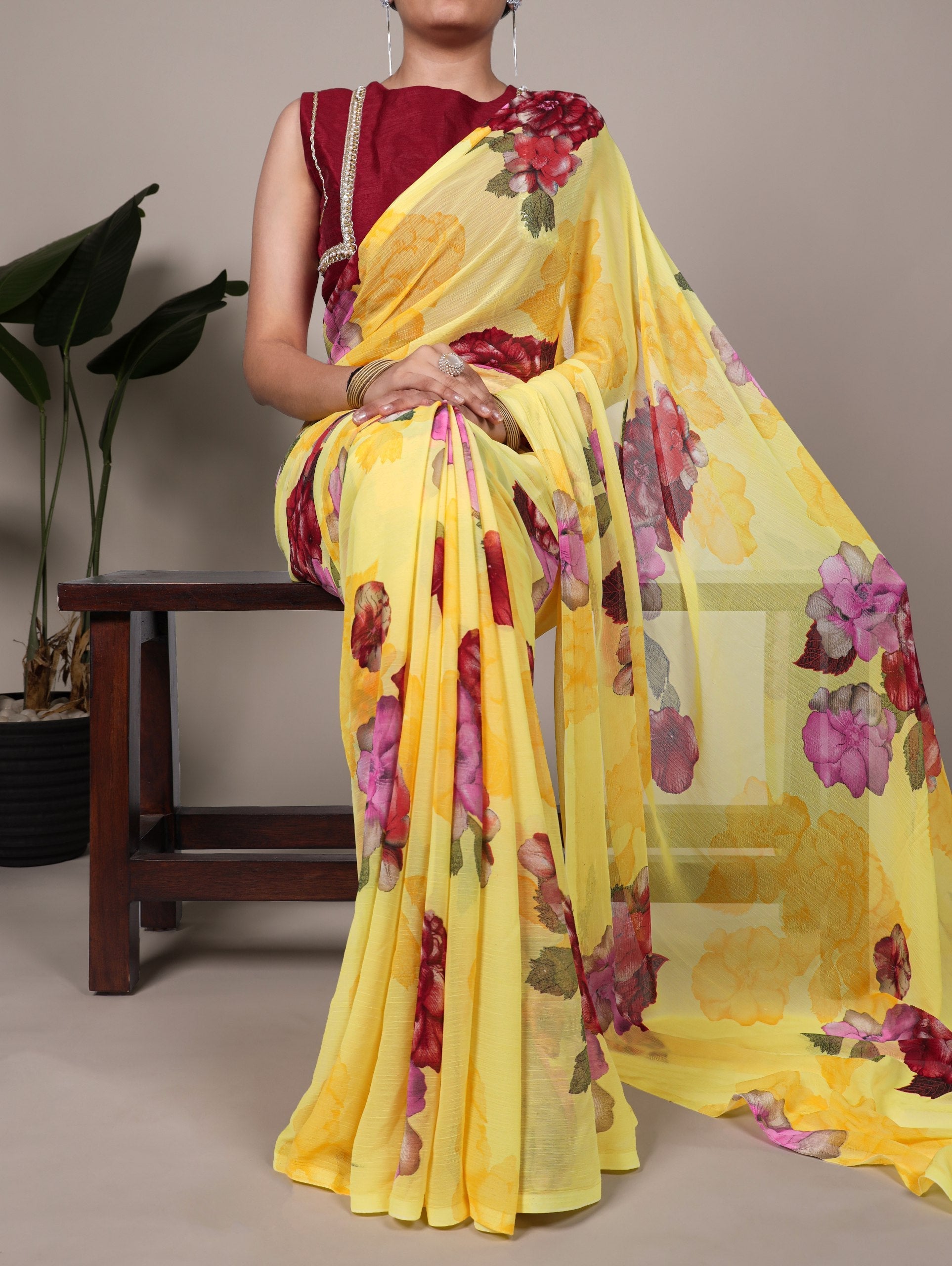 Elegant Chiffon Floral Printed Saree with Banglory Lace-Touch Stitched Blouse – Lightweight Designer Saree for Effortless Grace