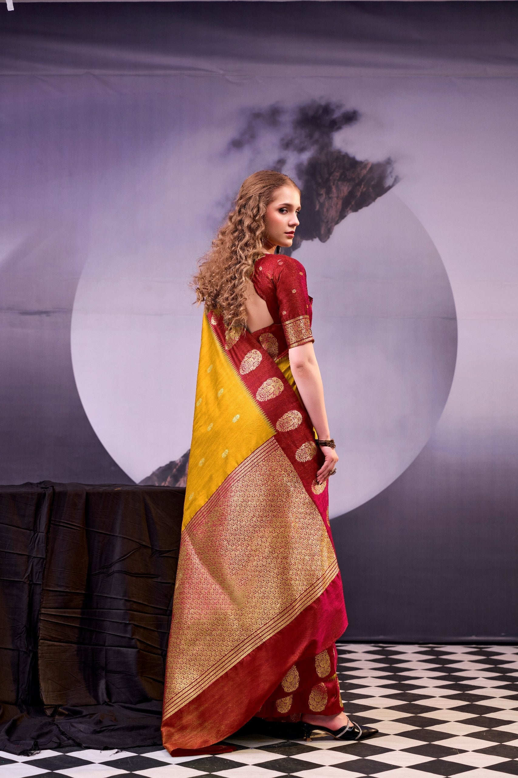 Elegant Cotton Zari Weaving Saree