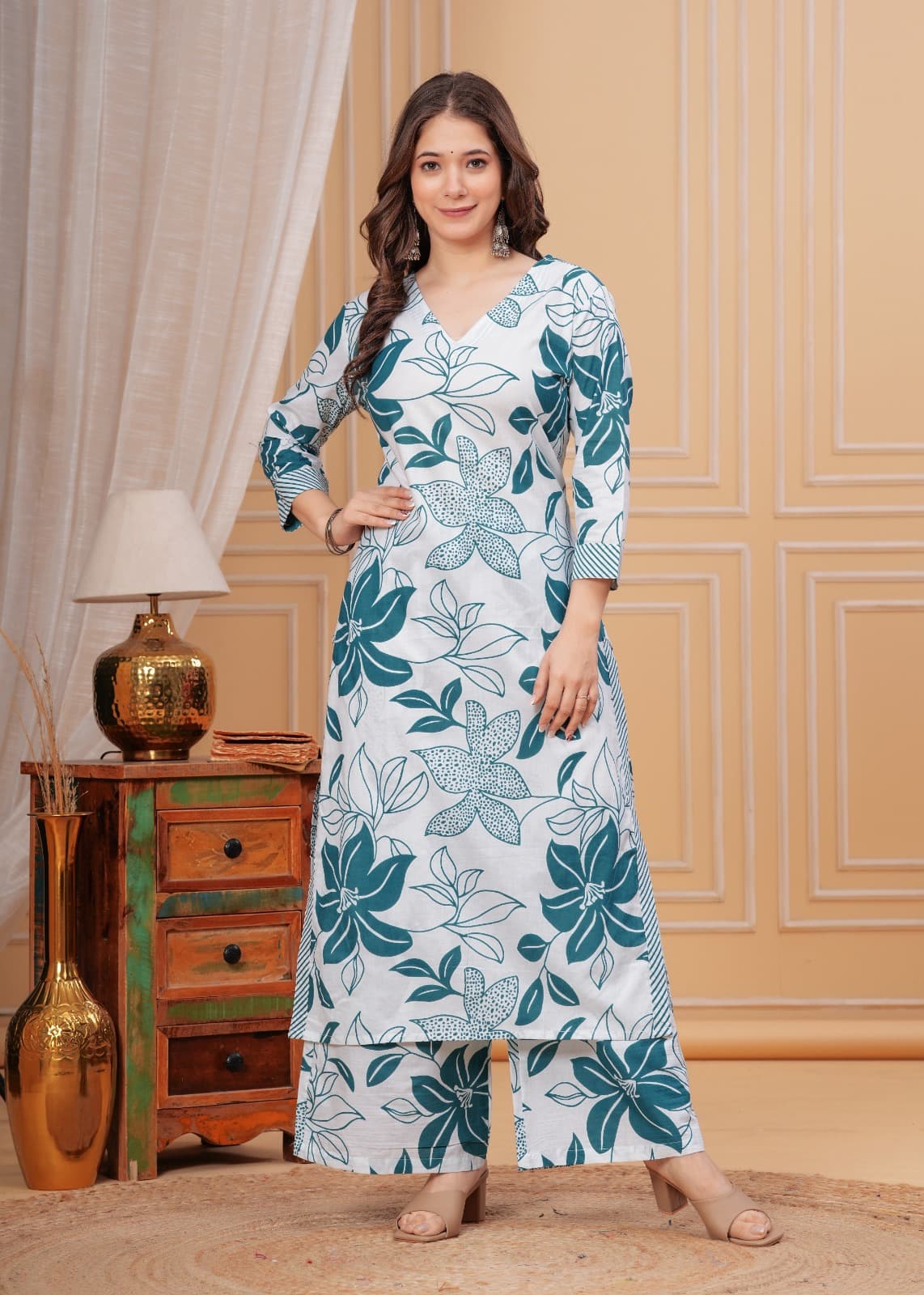 Floral Cotton Kurta Pant Palazzo Set | 60*60 Cotton, 46" Kurta, 37" Pant