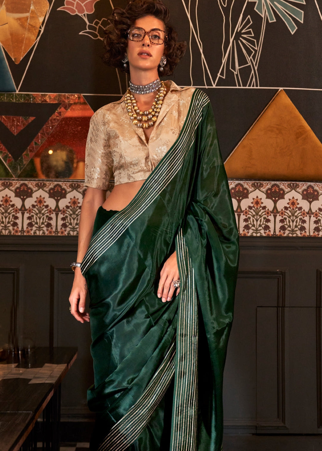 Forest Green Timeless Blended Silk Saree – A Perfect Blend of Tradition & Elegance