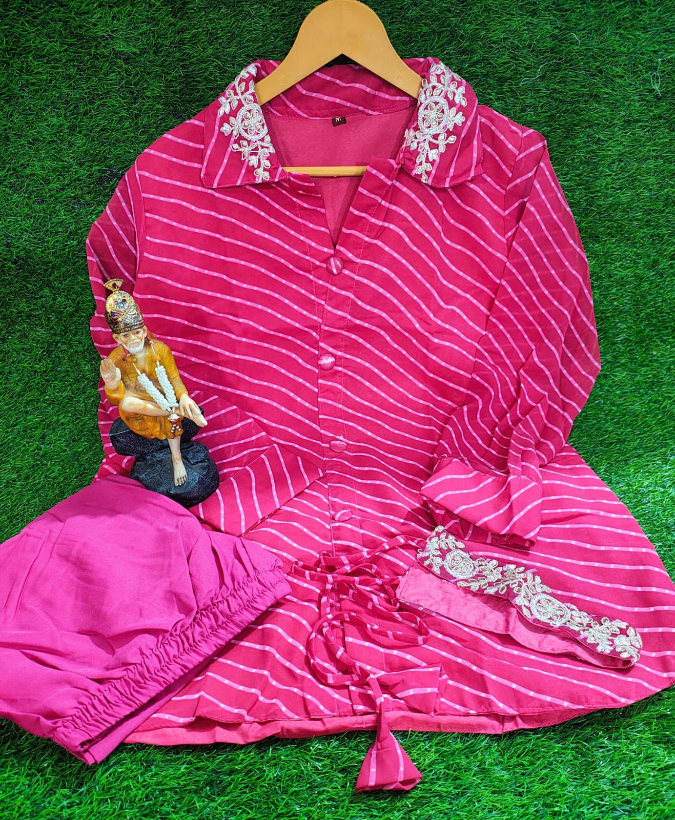 Georgette Cord Set with Embroidered Collar & Detachable Belt