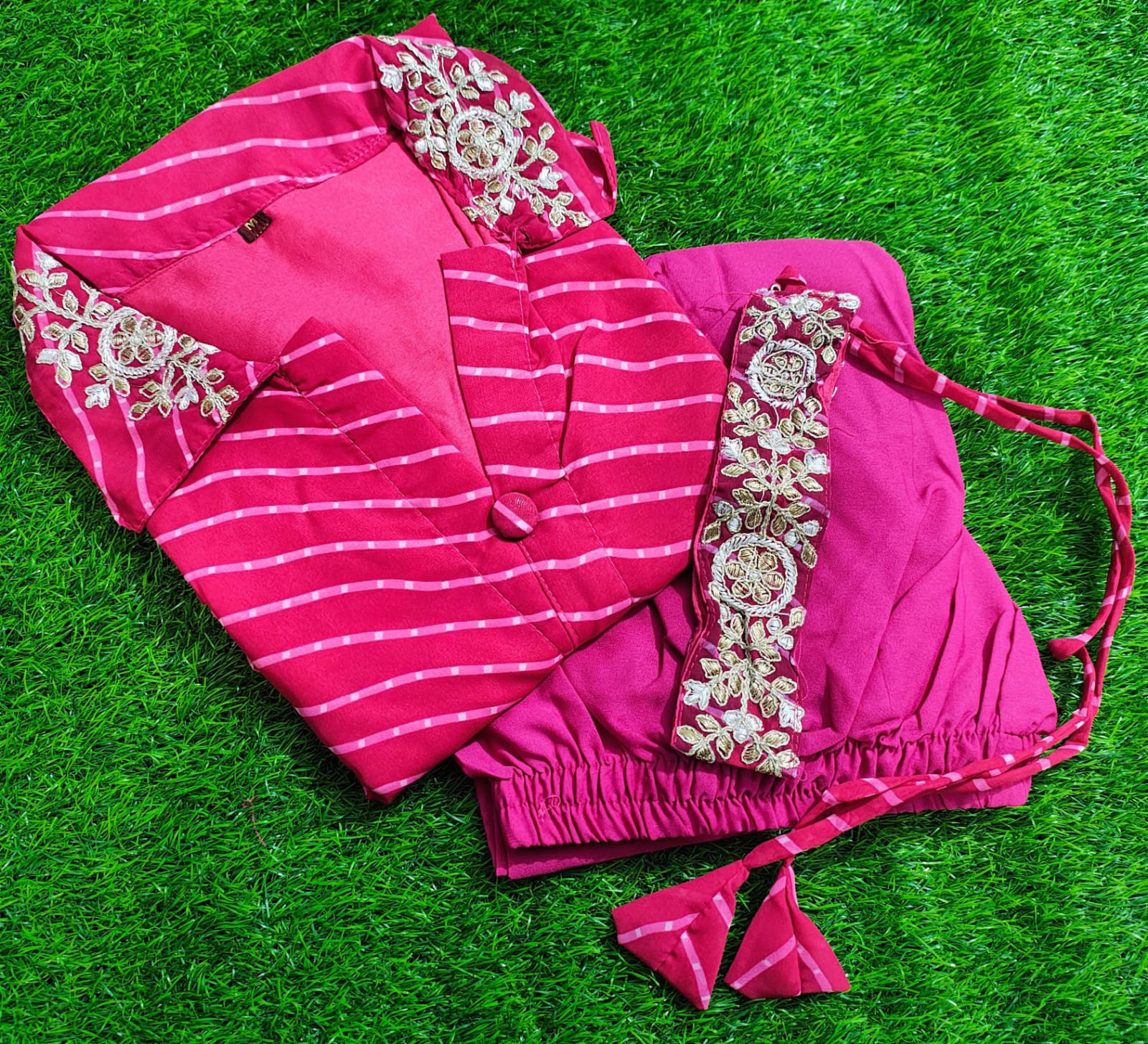 Georgette Cord Set with Embroidered Collar & Detachable Belt