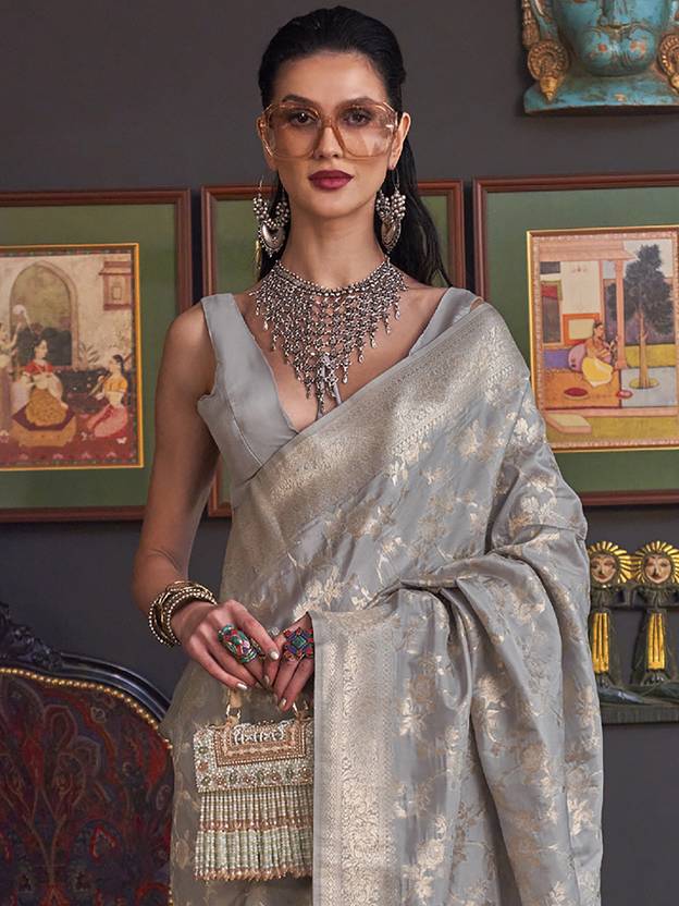 Gray Banarasi Silk Blend Saree with Bidri Work & Zari Buta – Gold Accents & Tassel Detailing