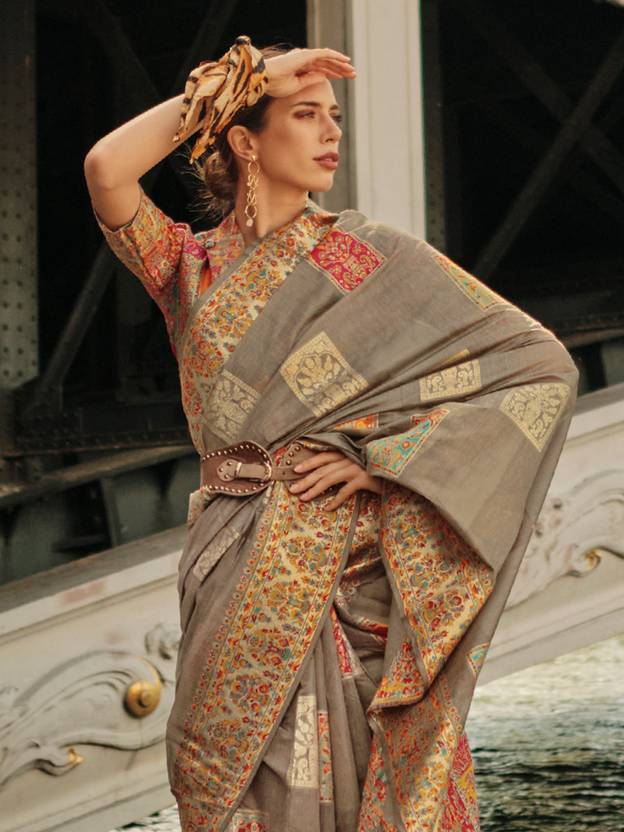 Gray Elegant Banarasi Silk Blend Woven Saree with Unstitched Blouse Piece