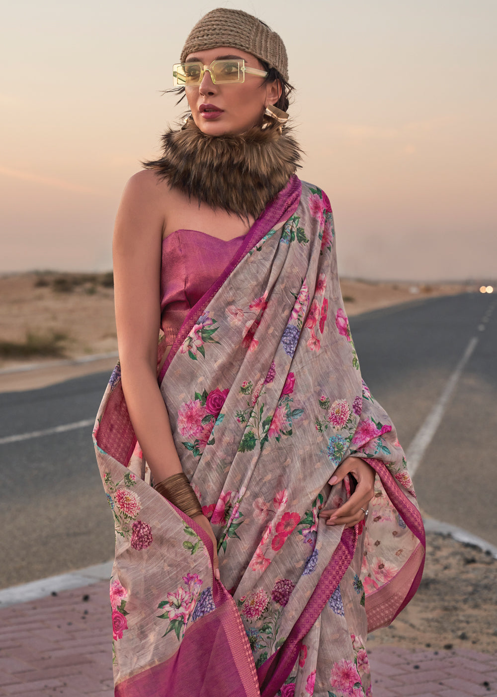 Gray Elegant Blended Linen Silk Saree – Breathable & Stylish for All Seasons