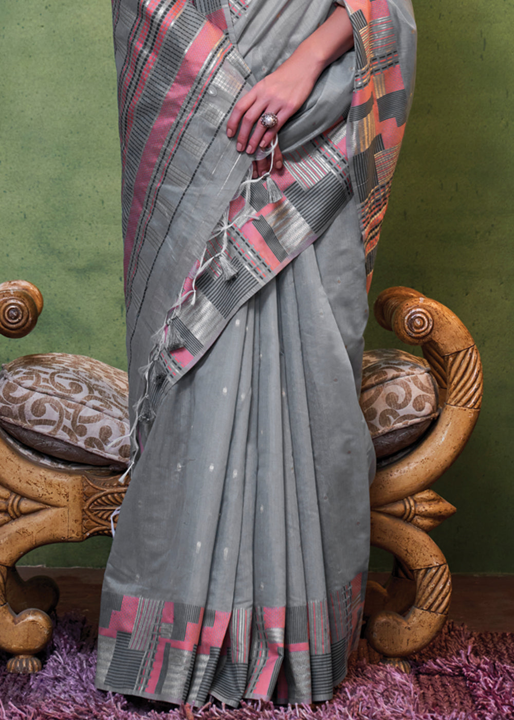 Gray Elegant Cotton Silk Blended Saree – Graceful & Lustrous Drape