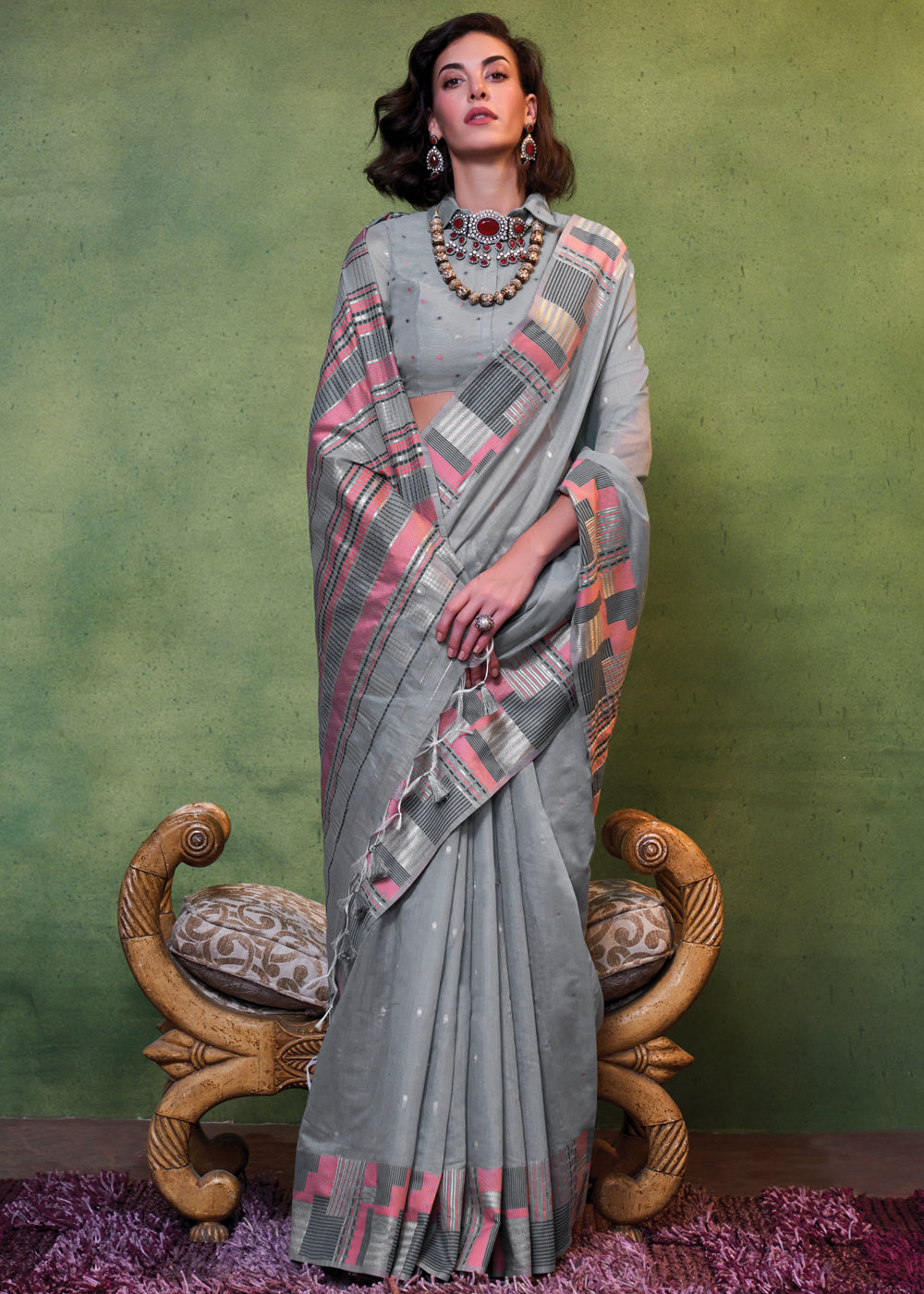 Gray Elegant Cotton Silk Blended Saree – Graceful & Lustrous Drape