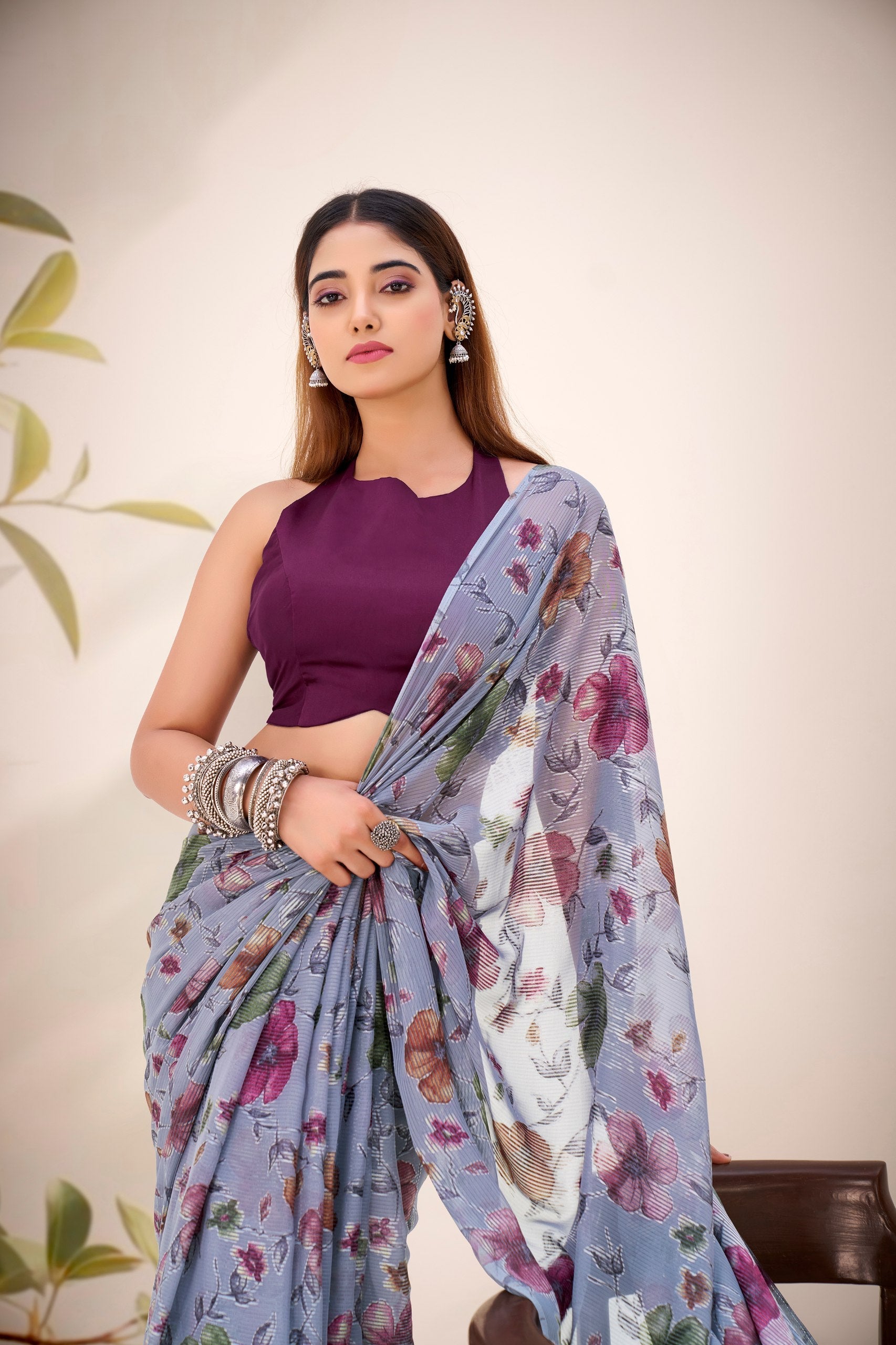 Gray Elegant Lurex Brasso Saree with Floral Viscose Brasso Work & Silk Blouse Piece