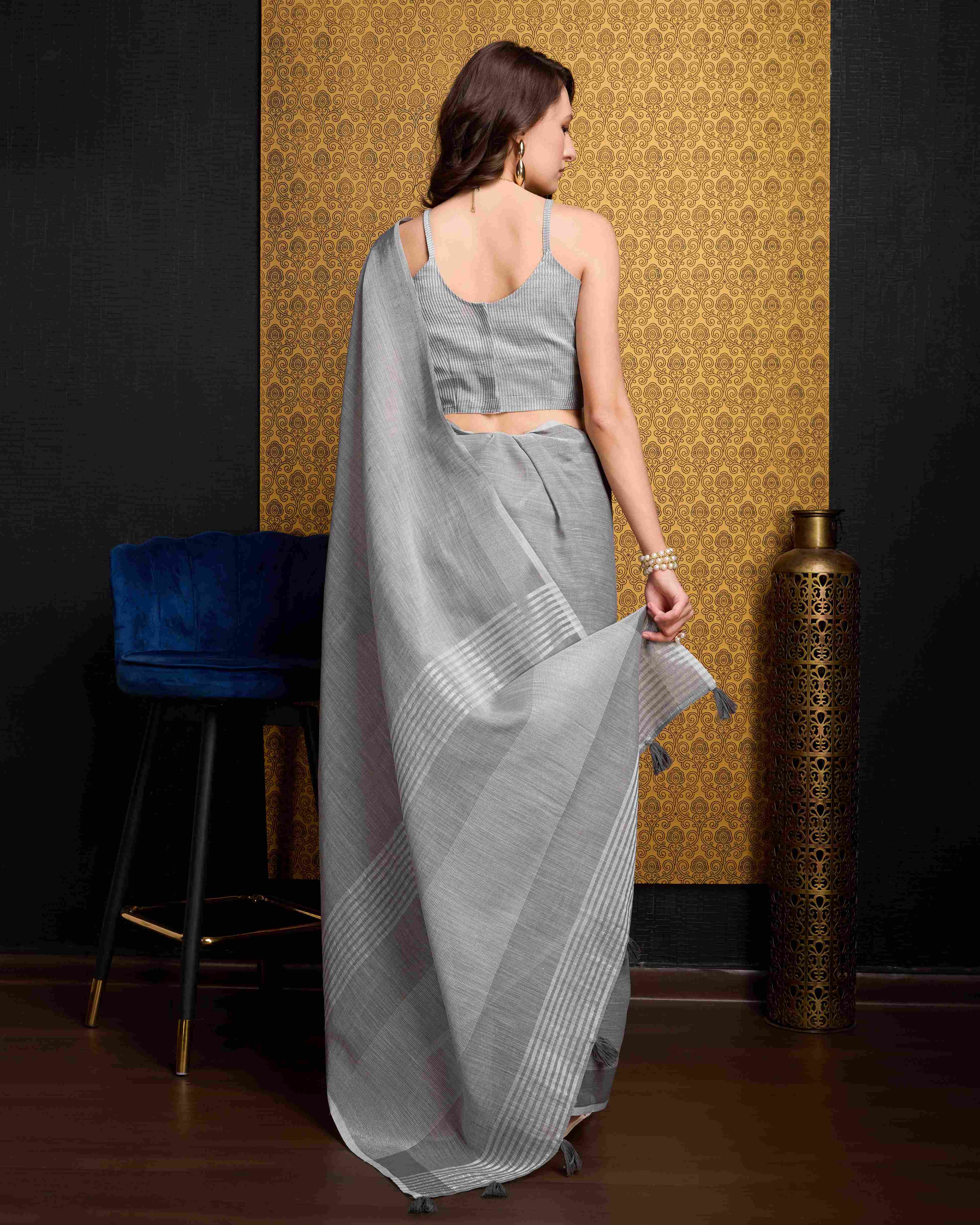 Gray Elegant Solid Saree with Zari Border – Timeless Grace