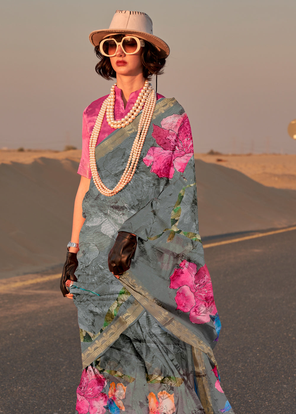 Gray Elegant Tussar Silk Blend Saree with Blouse Piece