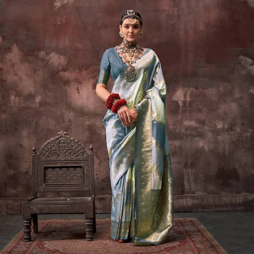 Gray Graceful Art Silk Printed Handloom Saree with Unstitched Blouse Piece