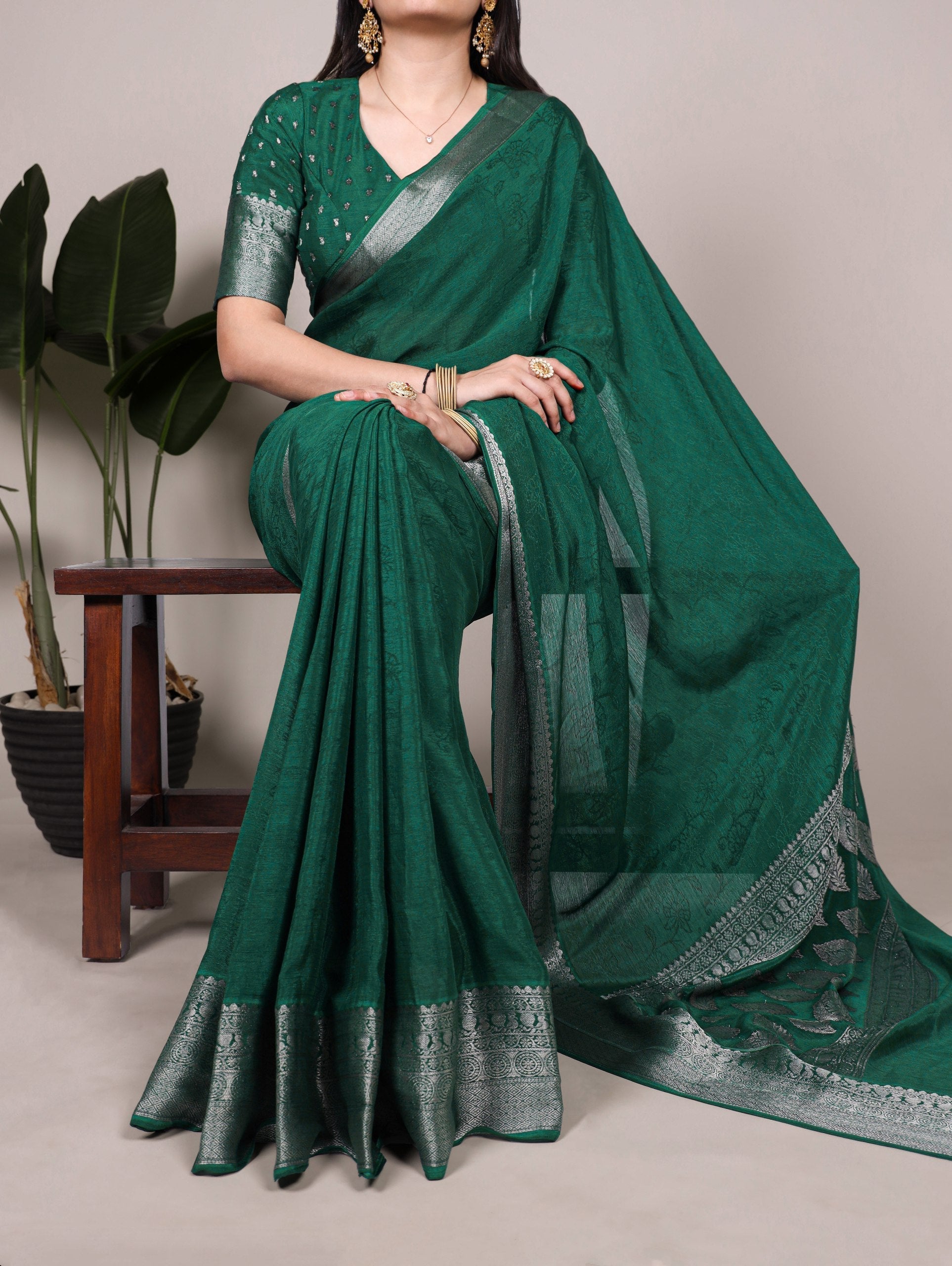 Green Chinon Self-Printed Saree with Zari Weaving Work & Matching Unstitched Blouse – Lightweight Festive & Traditional Wear Saree for Women