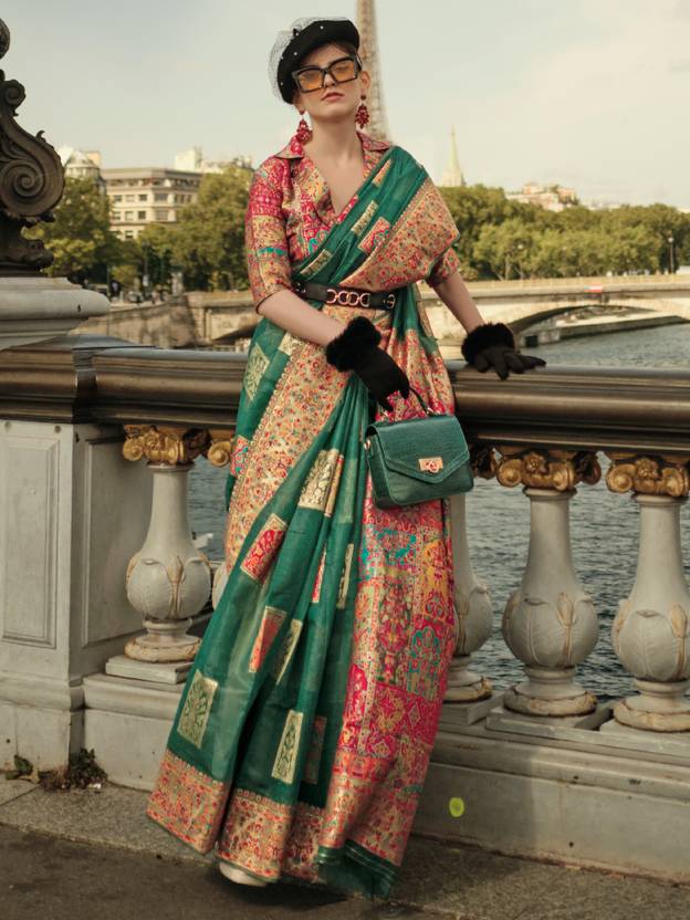 Green Elegant Banarasi Silk Blend Woven Saree with Unstitched Blouse Piece