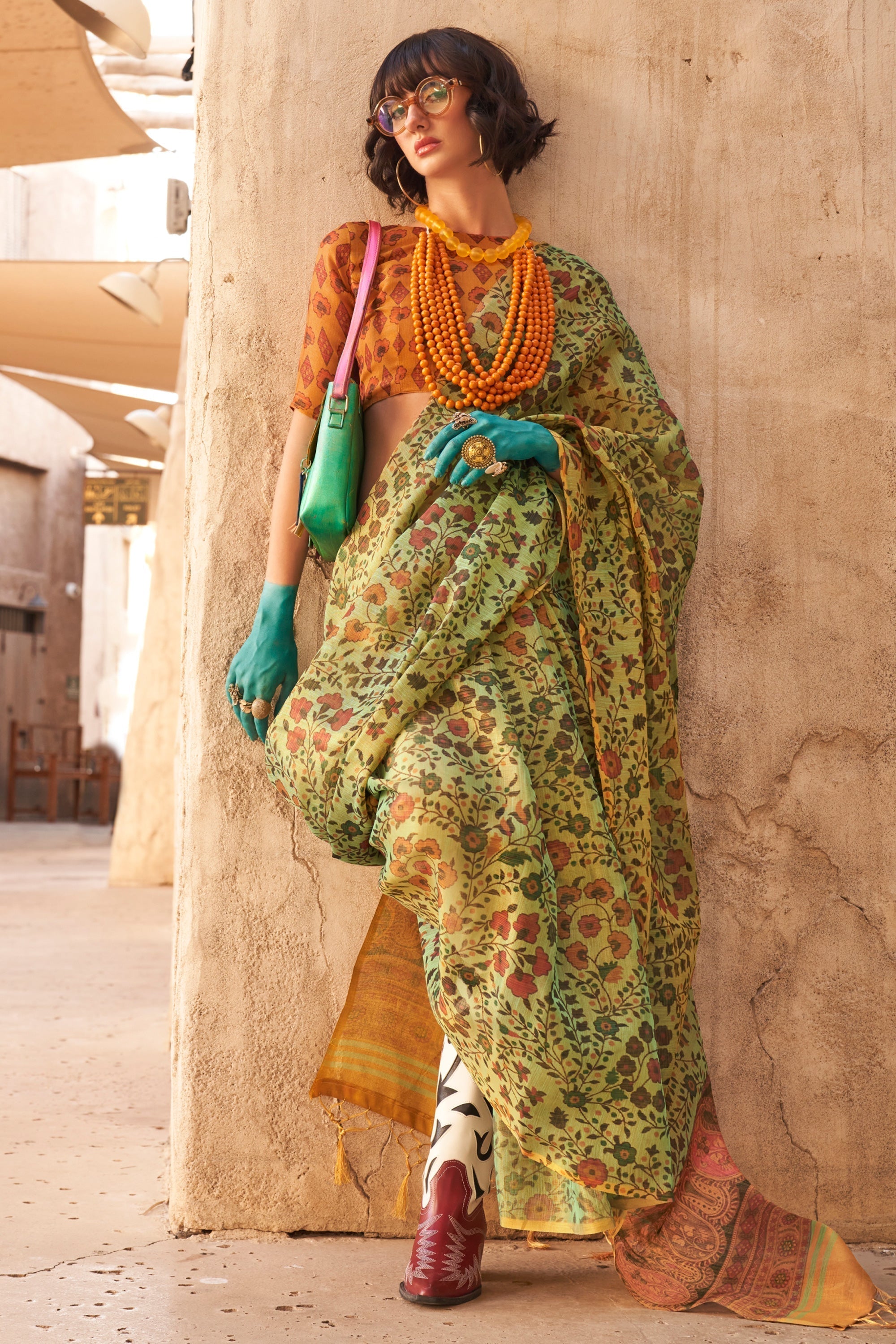 Green Elegant Banarasi Tissue Saree with Unstitched Blouse Piece