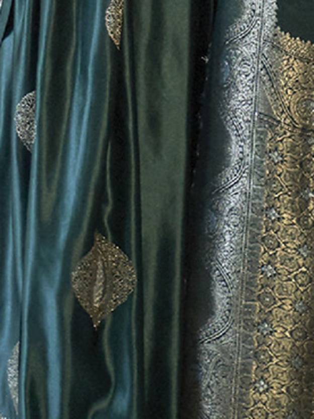 Green Elegant Kanjivaram Silk Blend Saree with Unstitched Blouse Piece