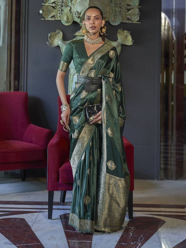 Green Elegant Kanjivaram Silk Blend Saree with Unstitched Blouse Piece