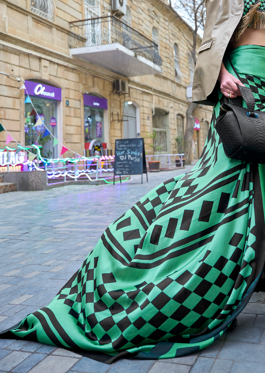 Green Queen Digital Printed Satin Crepe Saree with Blouse Piece – Festive & Partywear