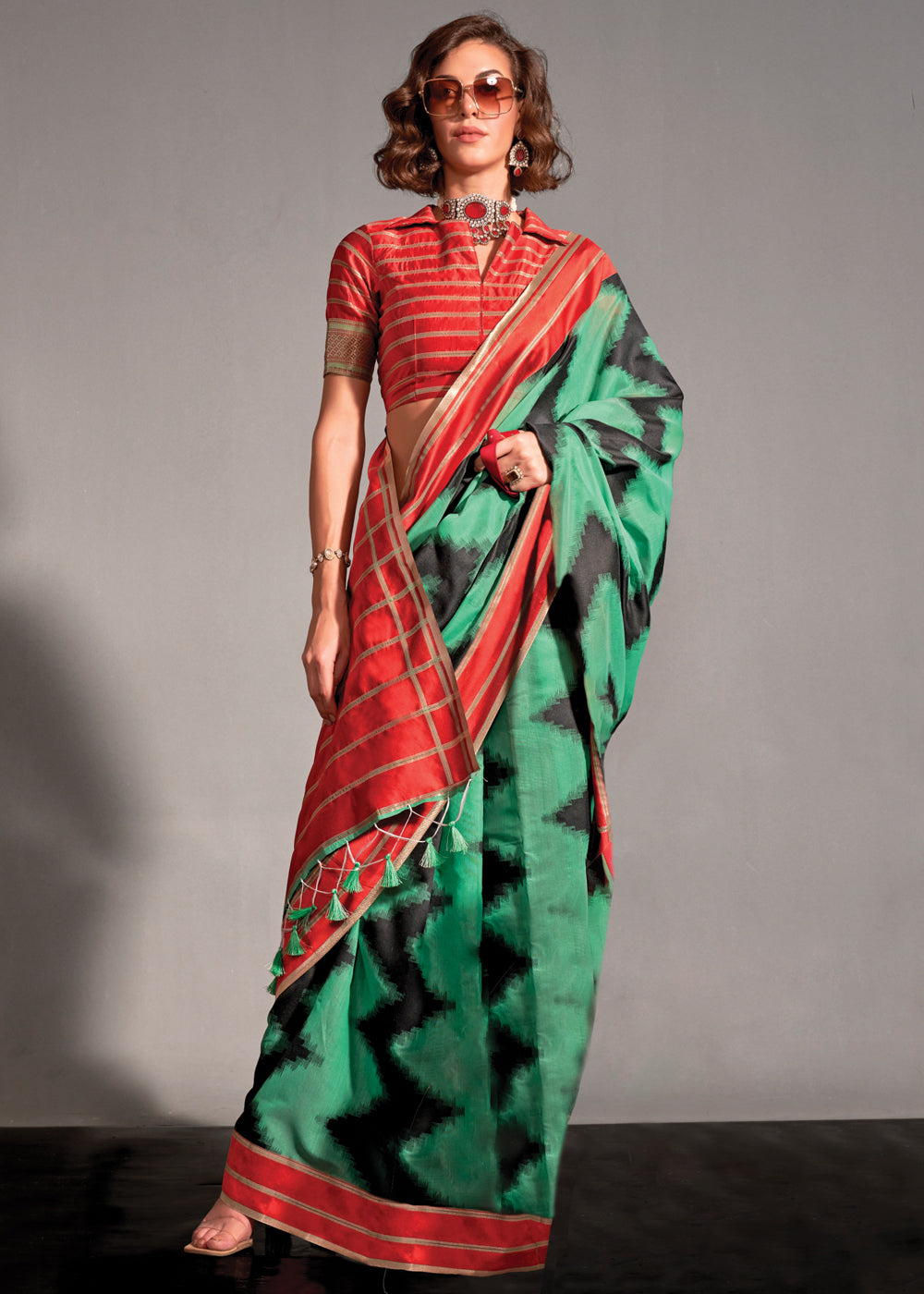 Green Regal Banarasi Blended Silk Saree – Timeless Elegance for Grand Occasions