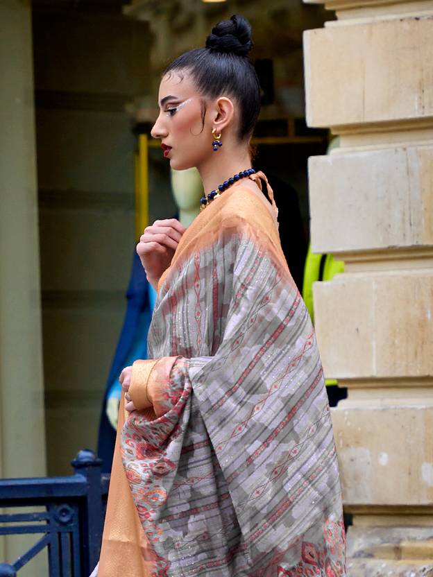 Grey Elegant Brasso Madurai Saree with Unstitched Blouse Piece