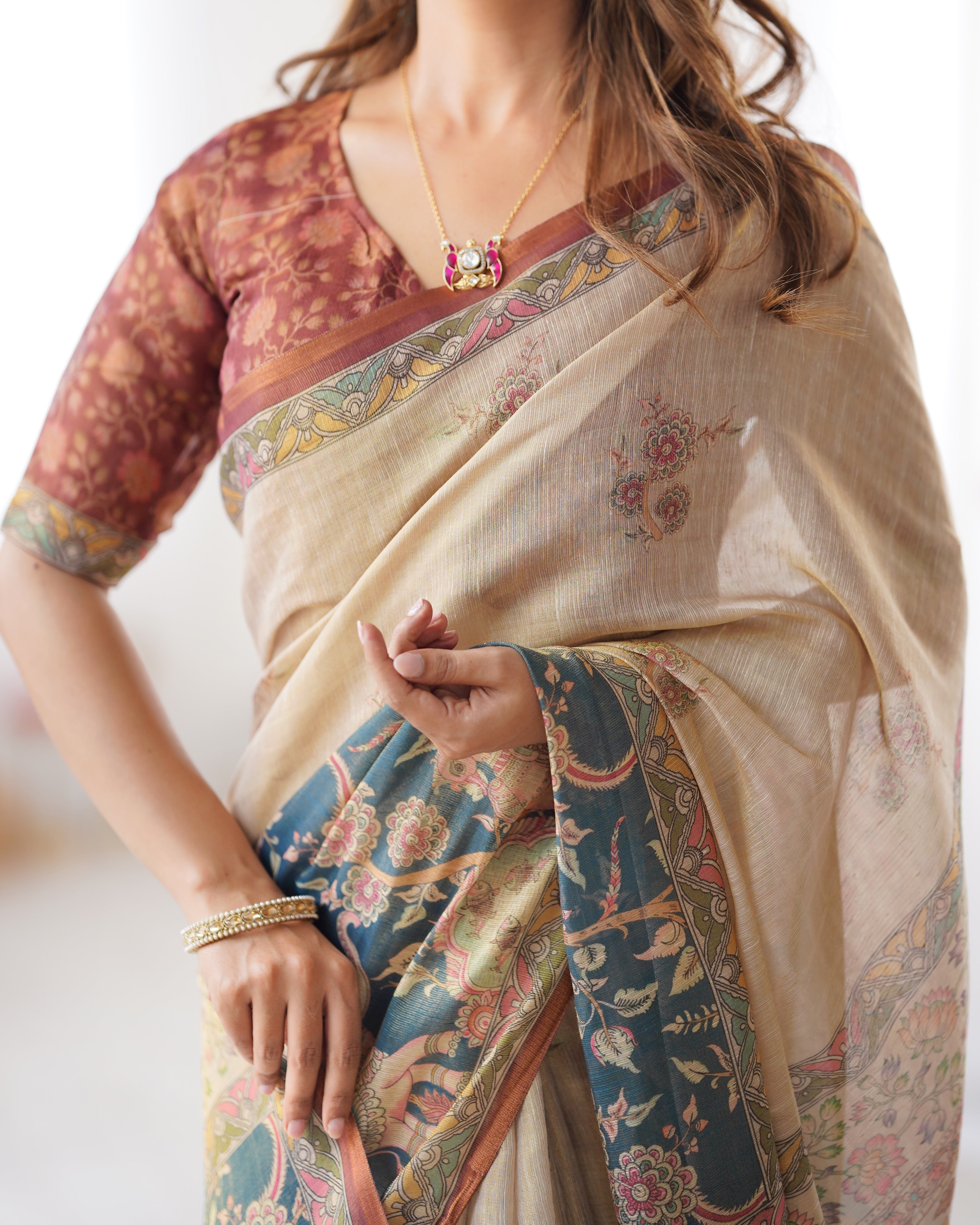 Beige Handloom Cotton Saree with Maroon Blouse and Multicolor Royal Procession Pallu