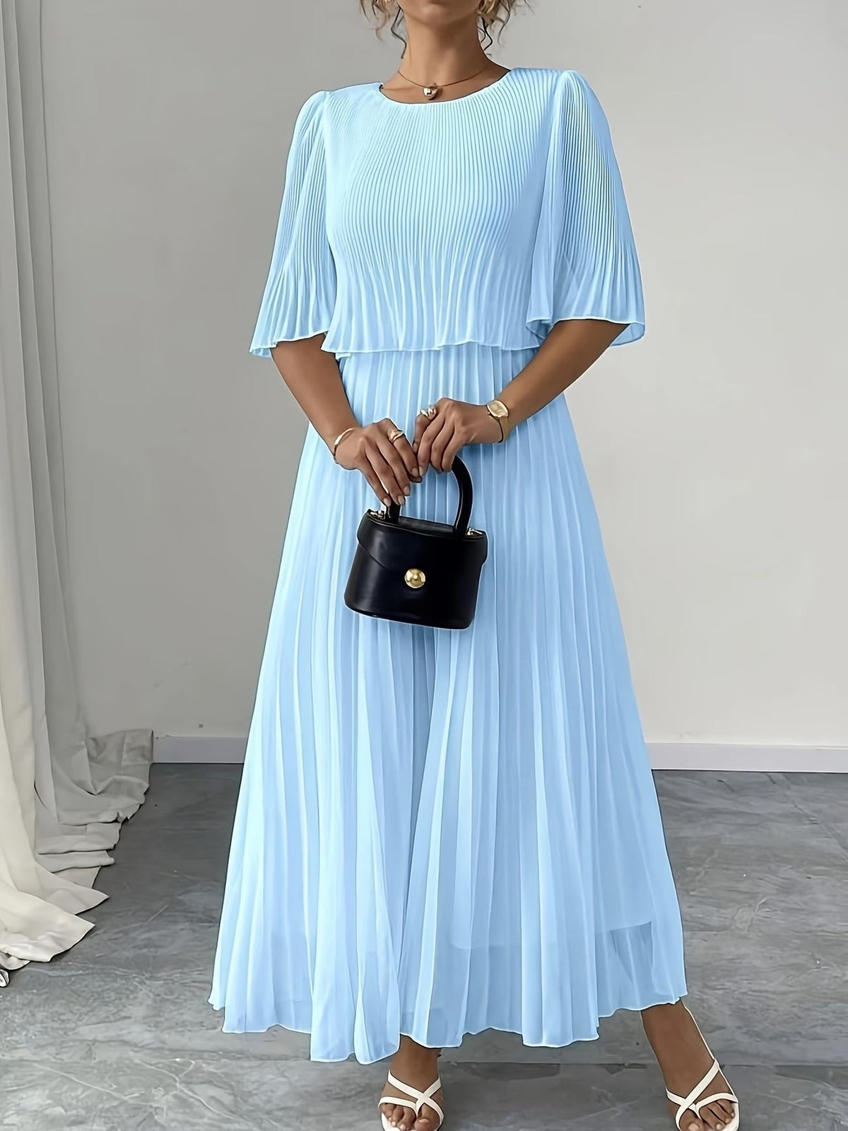 Elegant Plus Size Pleated Dress – Solid Color Fashionable European Style Women's Outfit