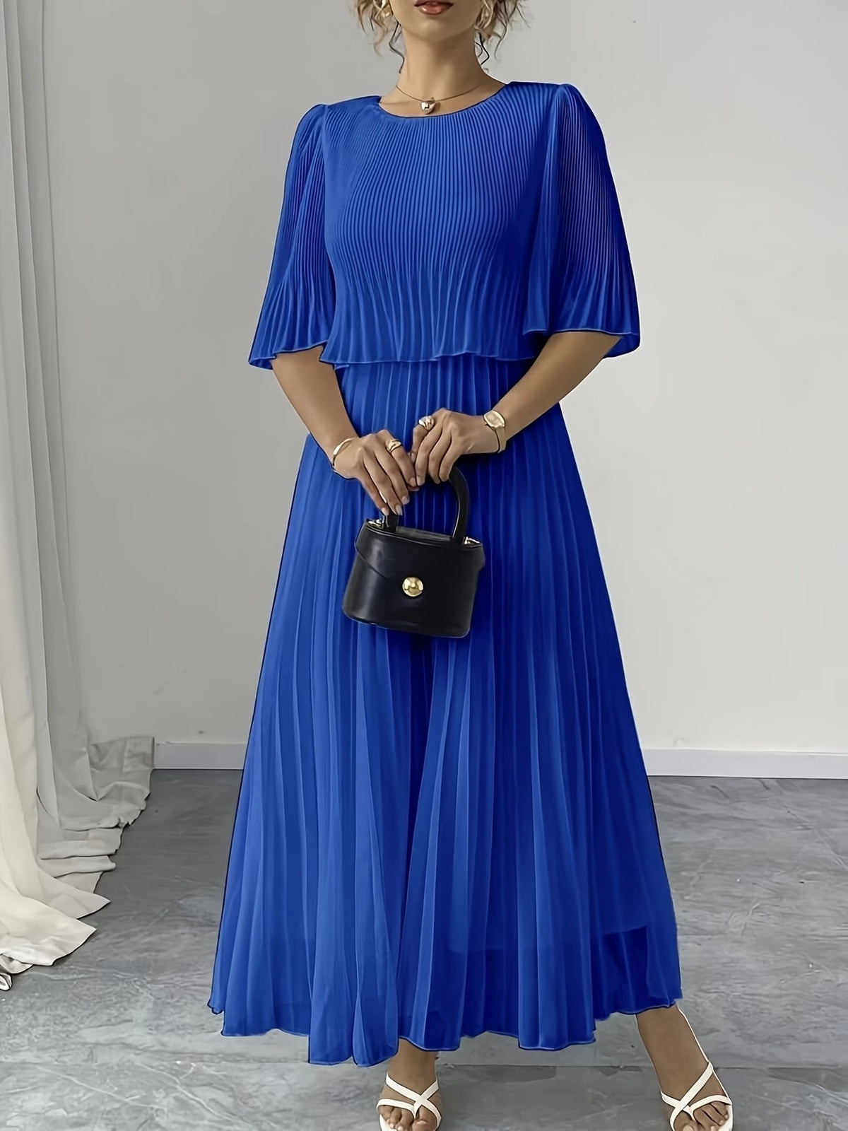 Elegant Plus Size Pleated Dress – Solid Color Fashionable European Style Women's Outfit