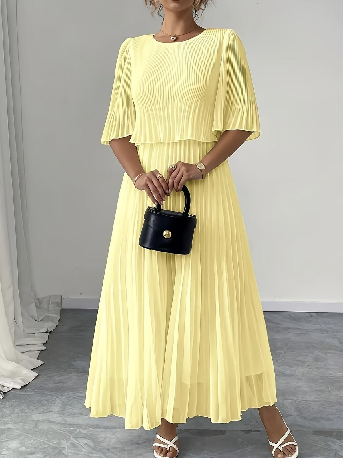 Elegant Plus Size Pleated Dress – Solid Color Fashionable European Style Women's Outfit