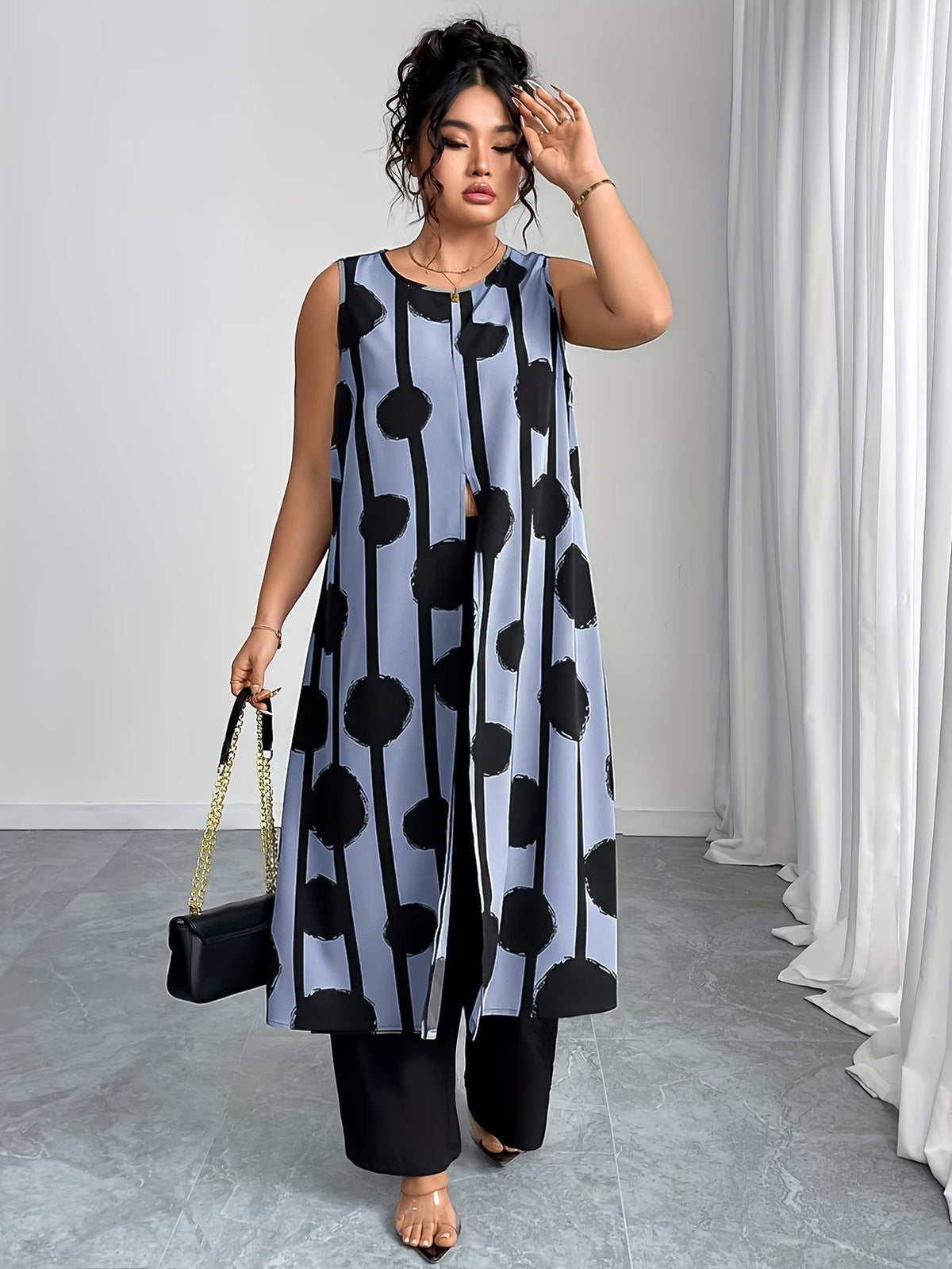 Plus Size Elegant Casual Outfit – Stylish & Comfortable Everyday Wear for Women