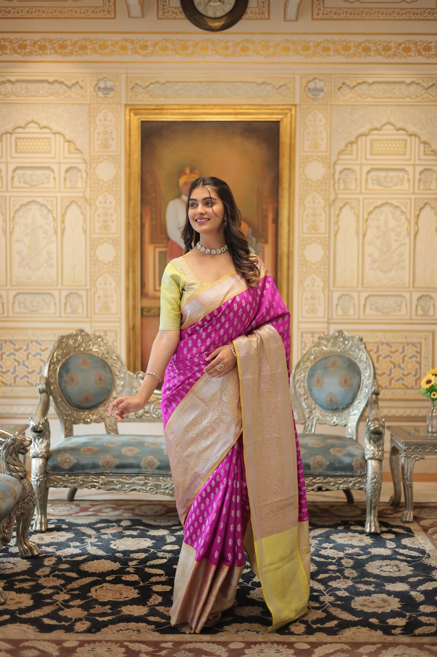 Kanjivaram Silk Pink Saree with Zari Weaving Work