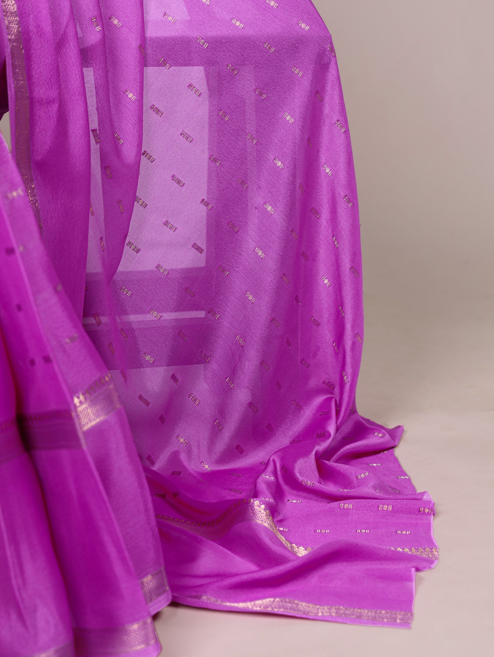 Lavender Designer Crepe Weaving Saree with Matching Unstitched Crepe Blouse – Elegant Traditional Wear