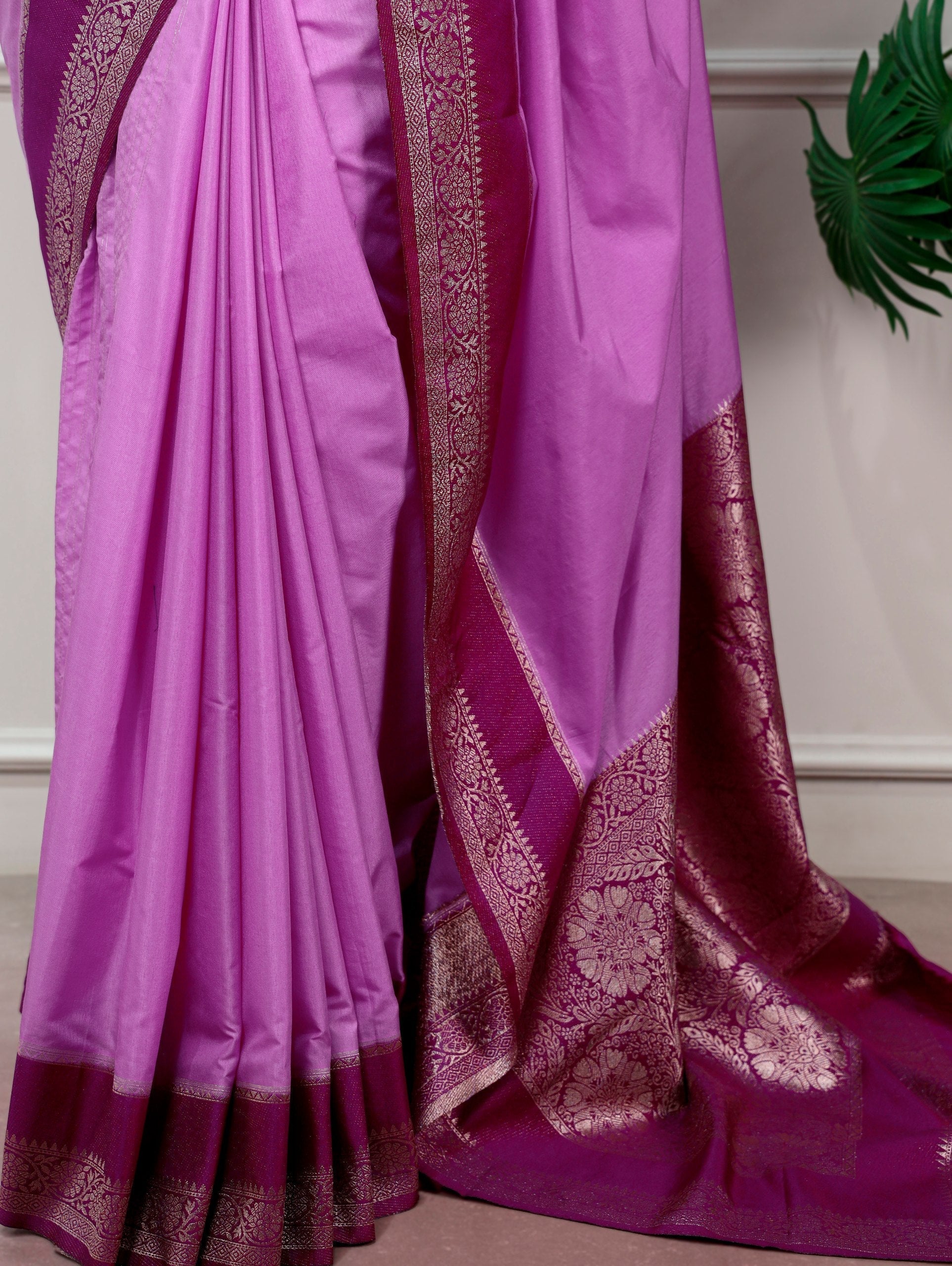 Lavender Saree with Zari Weaving Work