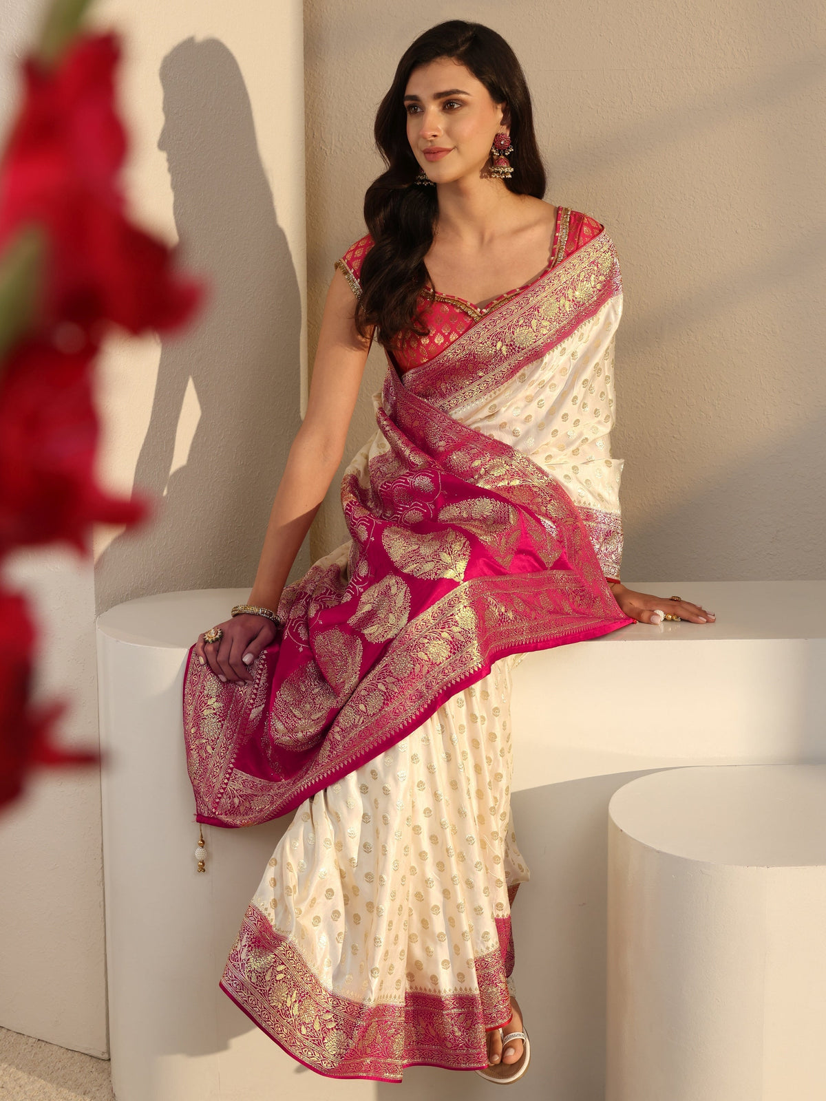 Anouk Art Ivory Banarasi Satin Saree With Unstitched Blouse Piece