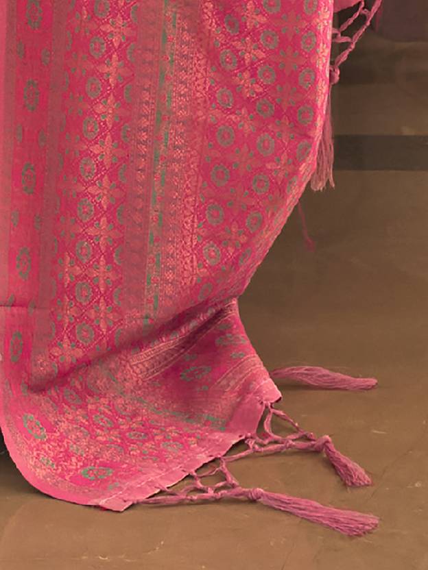 Light Green Graceful Woven Banarasi Silk Blend Saree with Tassel Detailing
