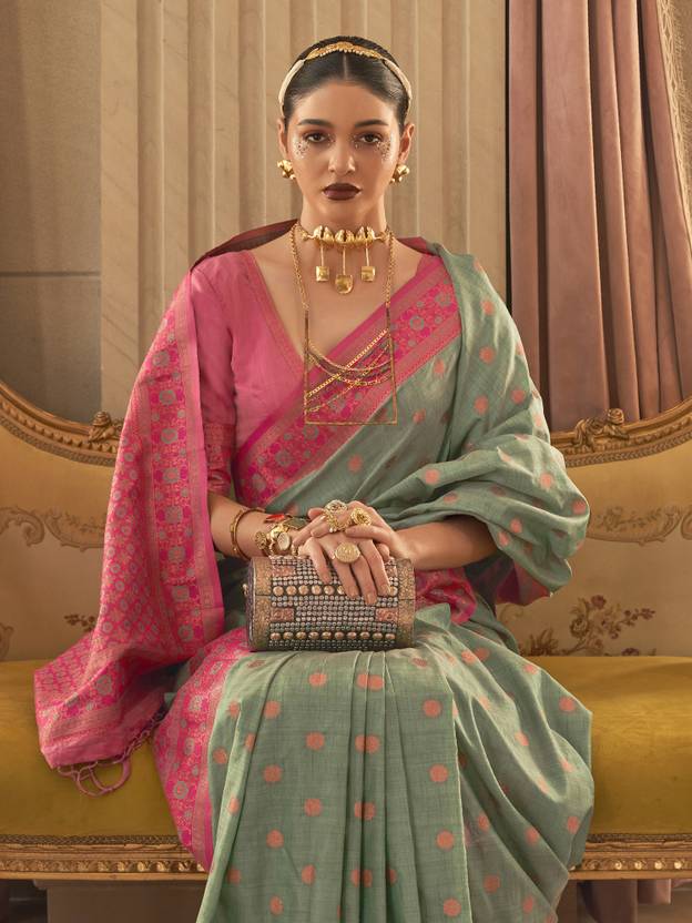 Light Green Graceful Woven Banarasi Silk Blend Saree with Tassel Detailing