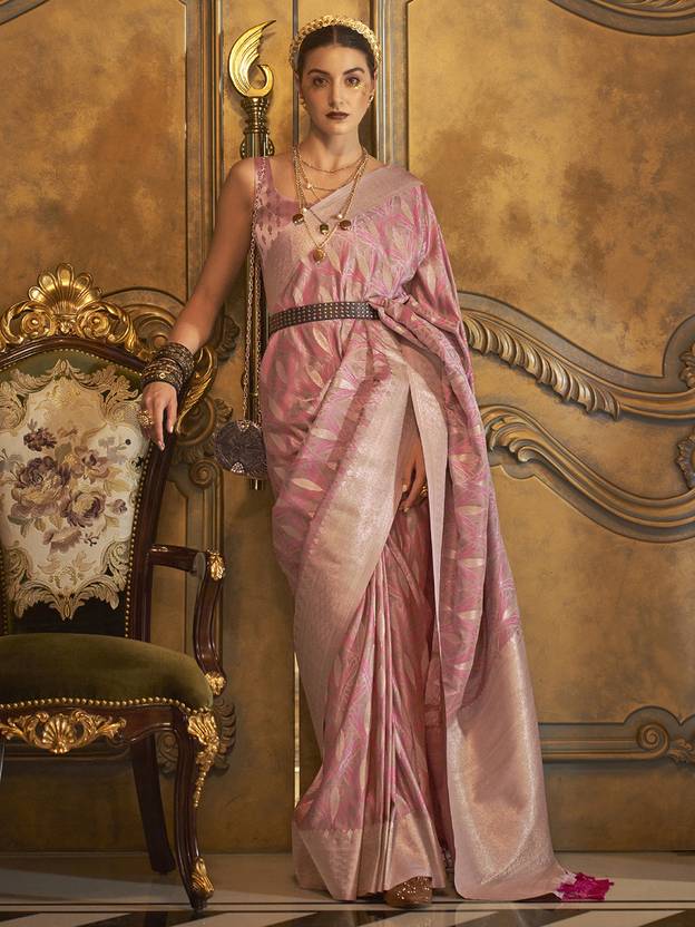 Light Pink Classic Banarasi Silk Blend Saree – Perfect for Weddings & Festive Occasions
