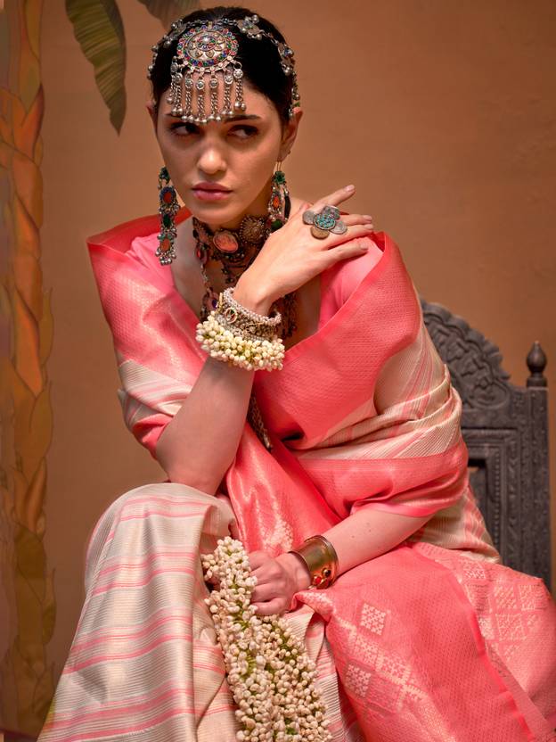 Light Pink Elegant Banarasi Silk Blend Saree with Unstitched Blouse