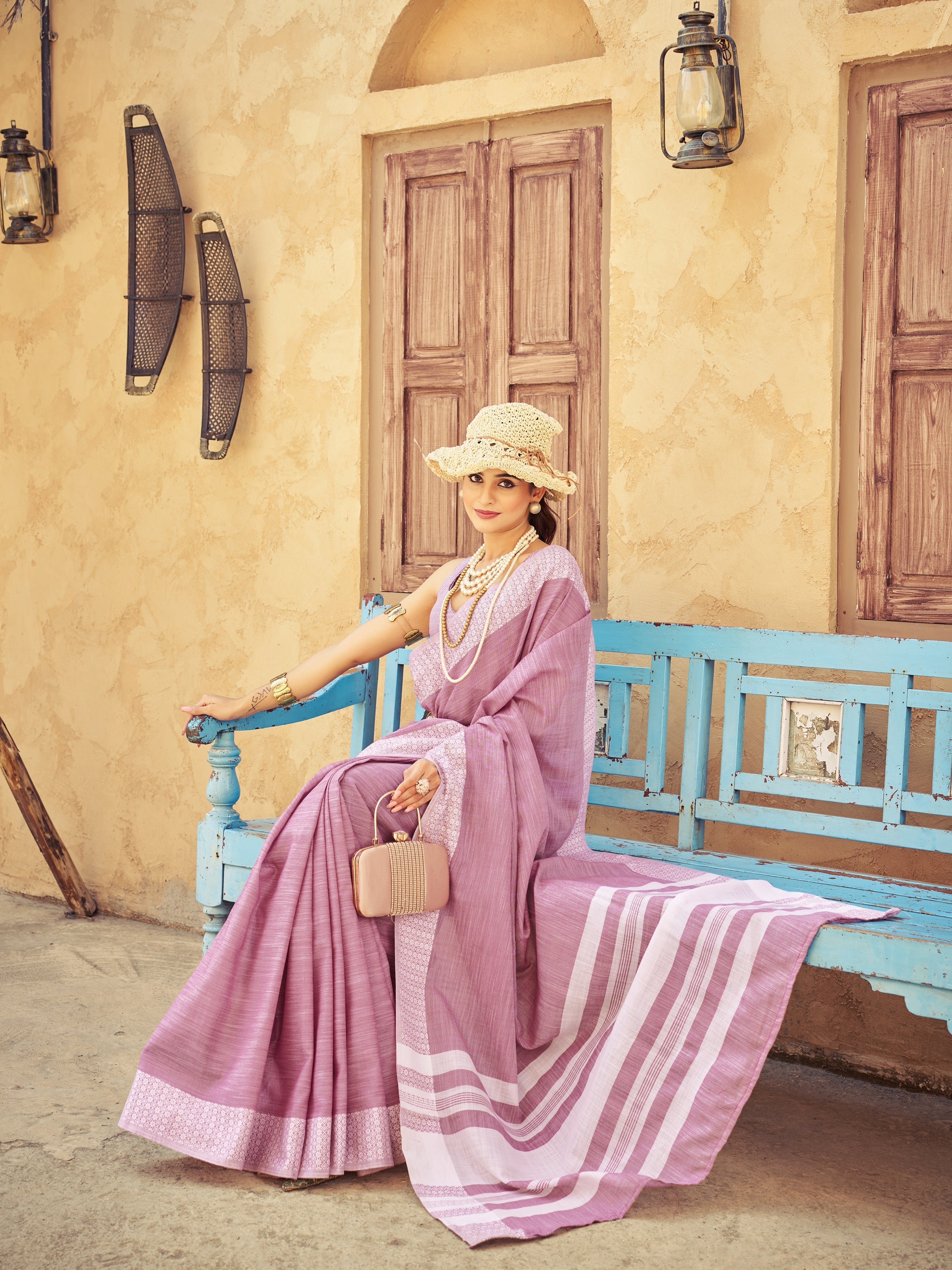 Light Pink Elegant Linen Saree with Chikankari Weaved Border
