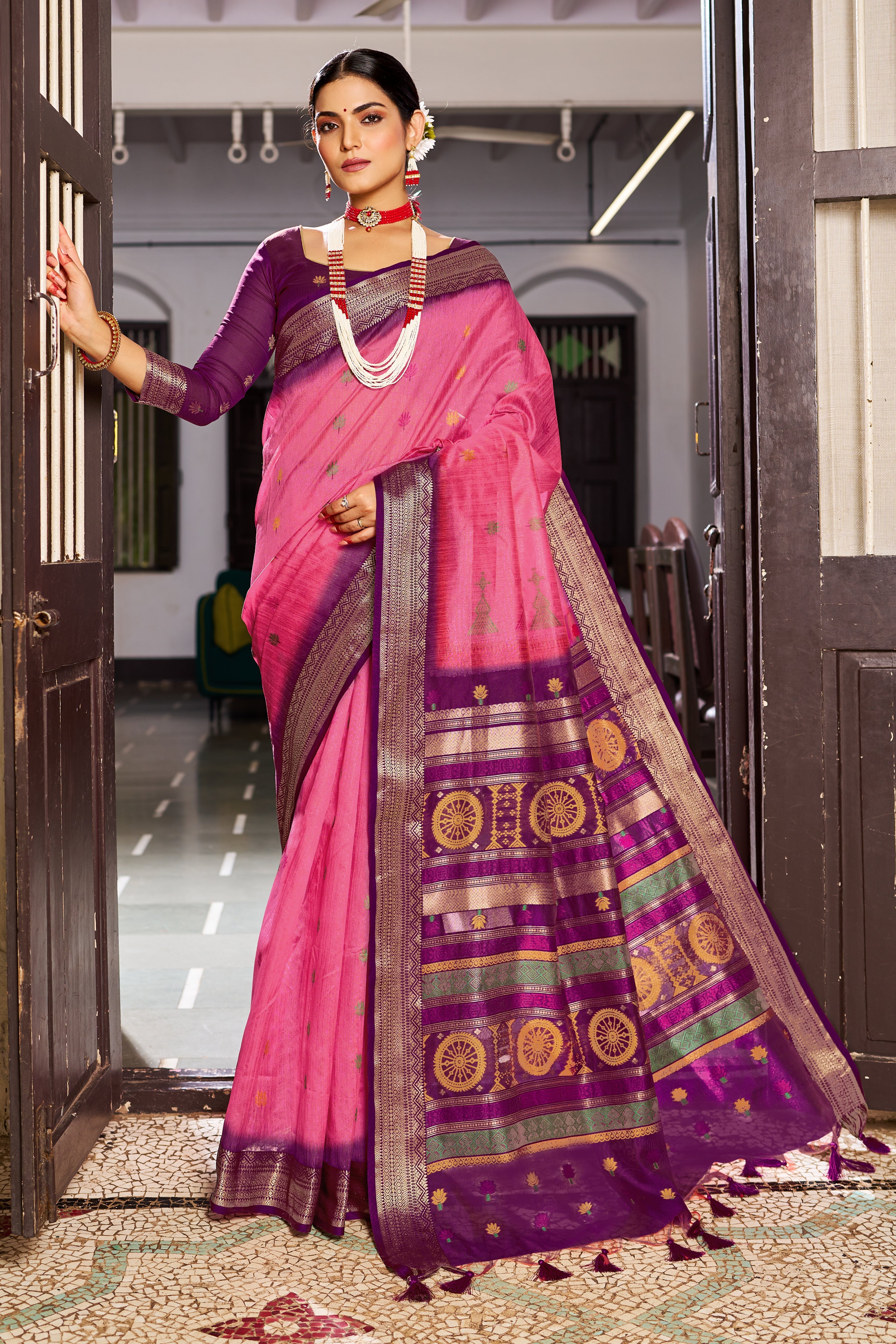 Light Pink Elegant Slub Lilan Saree – Luxurious Semi Tussar Silk
