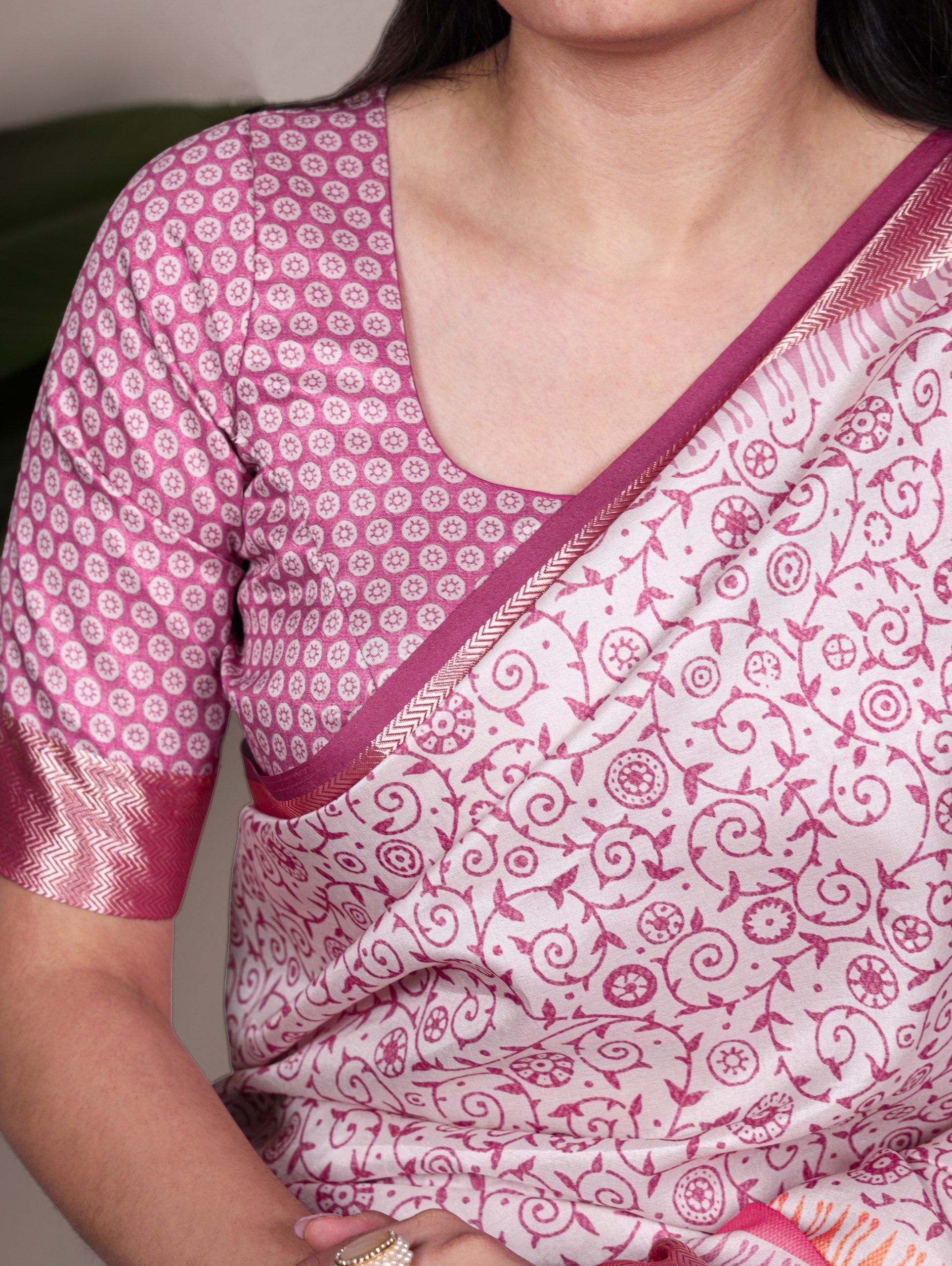 Light Pink Elegant Tasar Silk Printed Saree with Viscose Border & Matching Unstitched Blouse – Premium Traditional Party & Festive Wear