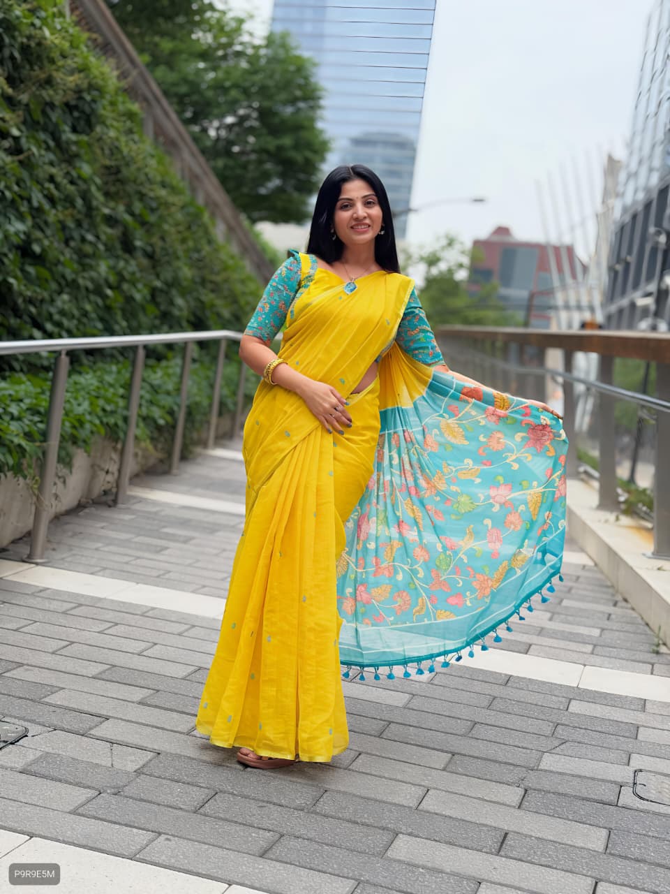Linen Blooming Saree with Kalamkari Print & Tassels